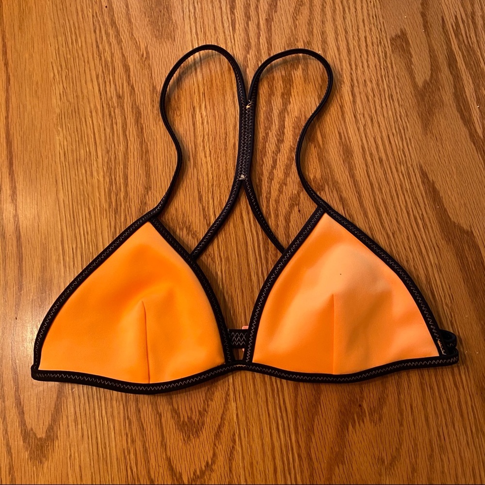 Victoria’s Secret Reversible Bikini Top XS